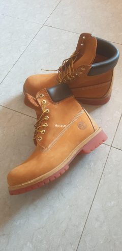 Timbaland boots Size 9
