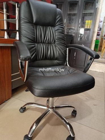 Leather office chair for executive offic