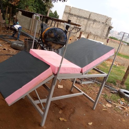 Medical delivery bed