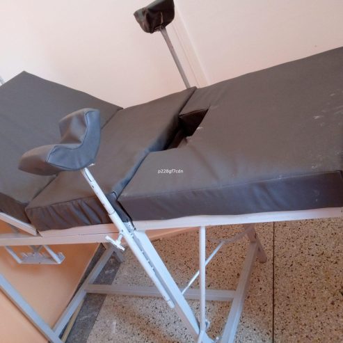 Medical delivery bed