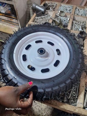 Biggest Size rubbers wheelbarrow Tyres