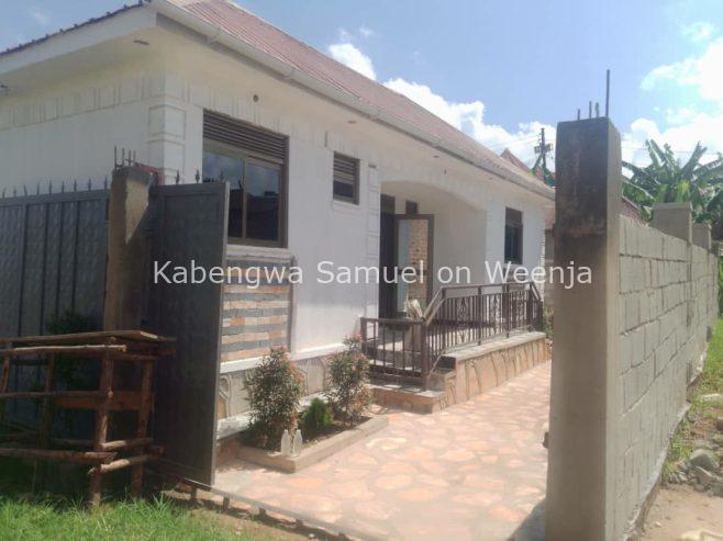 House on sale in heart of bulenga